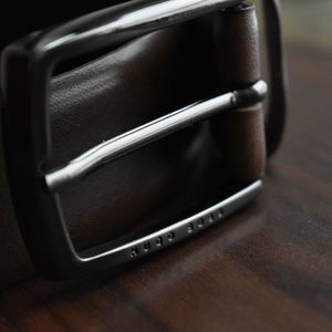 HUGO BOSS 100% Cow leather ( Hand Made) Belt